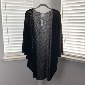 NEW YORK & COMPANY Cocoon Cardigan
Size L/XL NWT